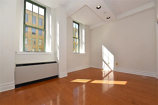 Rented by Keller Williams NYC | media 15
