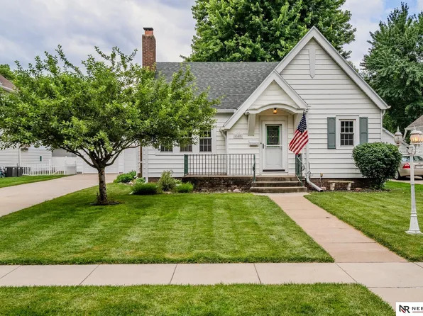 645 E 6th St, Fremont, NE 68025