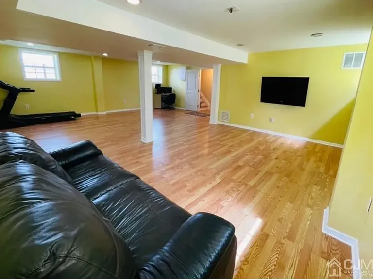 291 Morning Glory Dr — Photo 17