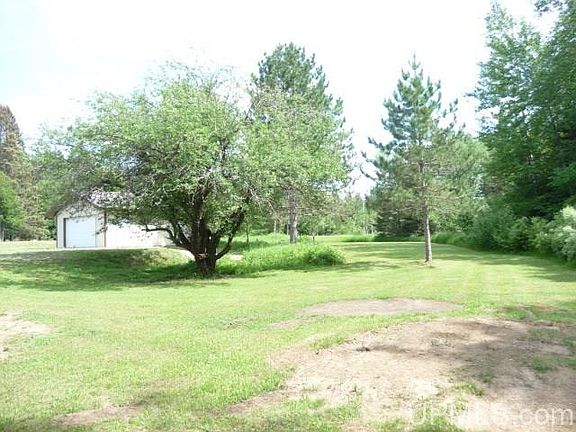 3rd image of 18001 County Road Cl