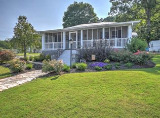301 Okolona Dr, Erwin, TN 37650