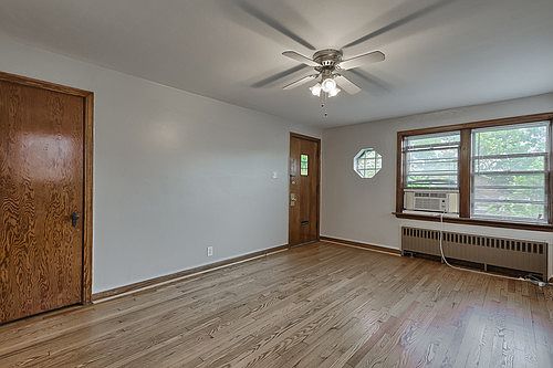 3rd image of 3503 Lawn Ave