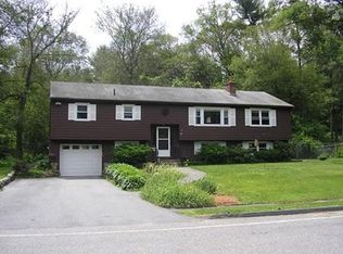21 Doe Dr, Billerica, MA 01821