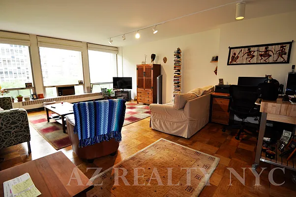 Rented by FirstService Realty (legacy) | media 29