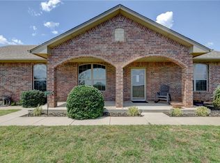 16001 SW 74th St, Mustang, OK 73064