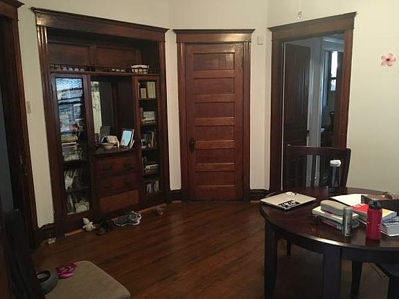 3rd image of 3339 N Sheffield Ave #Two