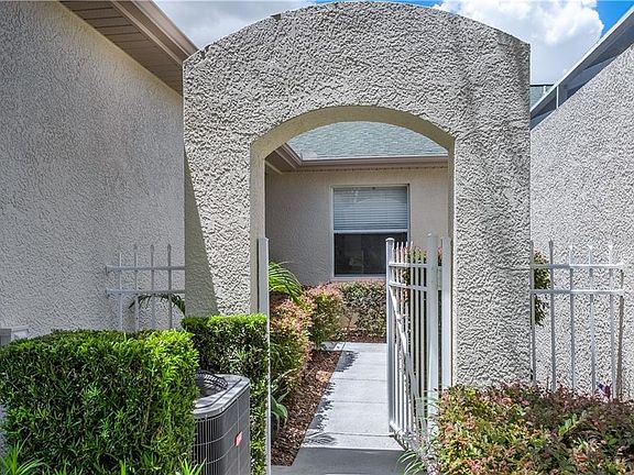 4th image of 21324 Diamonte Dr