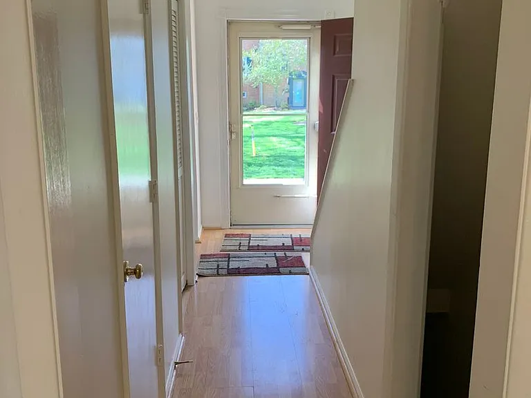 114 Southampton Ct #1 — Photo 7