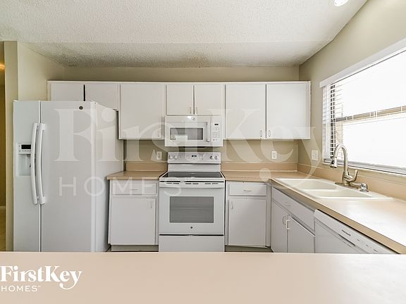 5th image of 1310 Keel Pl