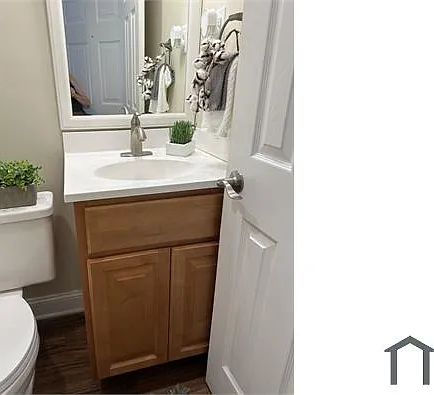 302 Leatherhead Ct — Photo 8