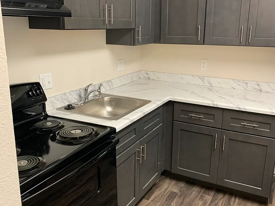 Golfview Apartments