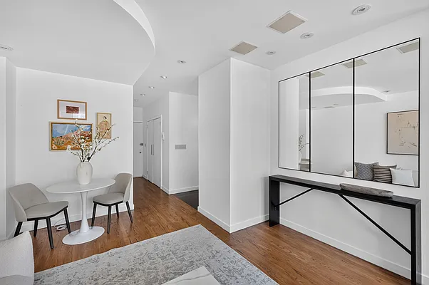 Living room, photo 6