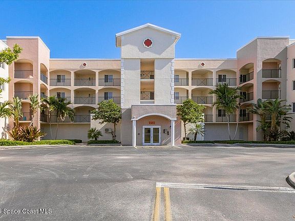 2nd image of 121 Lancha Cir Unit 206