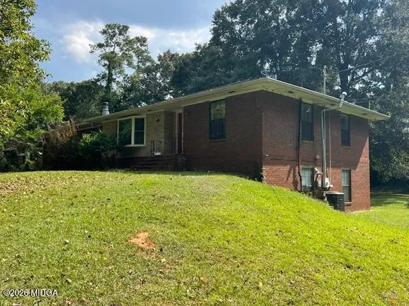 4506 Rivoli Dr, Macon, GA 31210