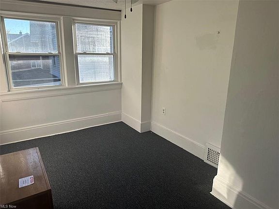 5th image of 87 N Arlington St #2