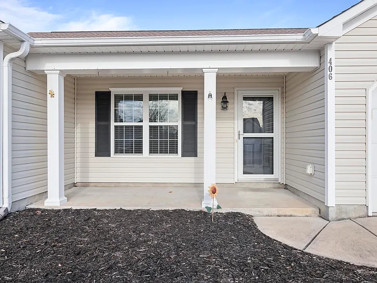406 Amaryllis Ln — Photo 11