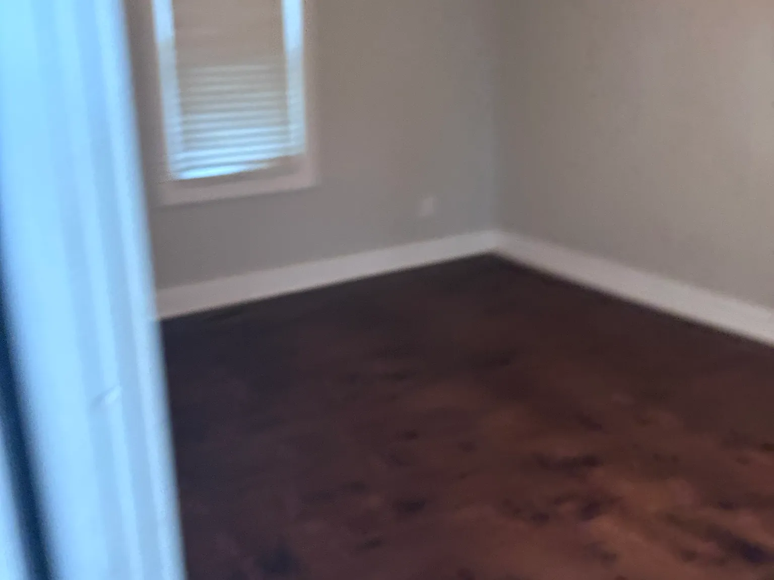 2 bed, 900 sqft, $1,200 — Photo 3