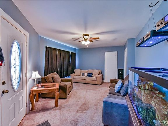 4th image of 3917 5th St E