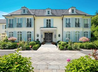 1470 Mississauga Rd, Mississauga, ON L5H2J8