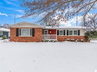 1109 Larchmont Dr, Springfield, IL 62704