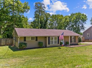 3910 Holston Hills Rd, Knoxville, TN 37914