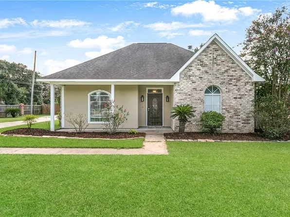 7994 Denham Chase Ave, Denham Springs, LA 70726