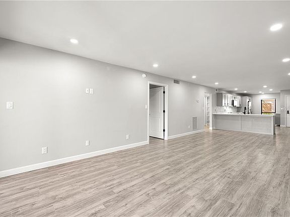 5th image of 4720 Brittany Dr S APT 38