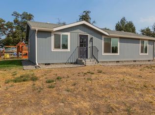 60 Worden Ln, Touchet, WA 99360