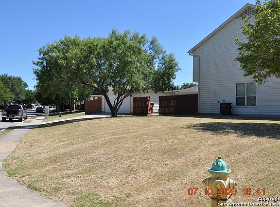 4th image of 10718 County Sights