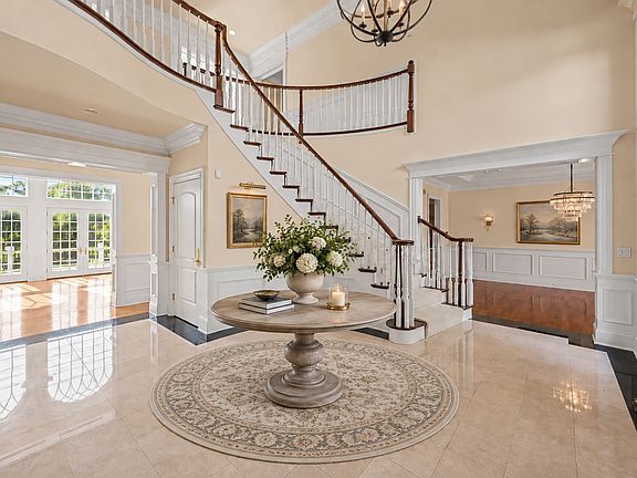 5th image of 36W555 Stoneleat Rd