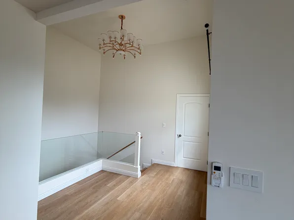 94-909 Lumihoahu St, Waipahu, HI 96797