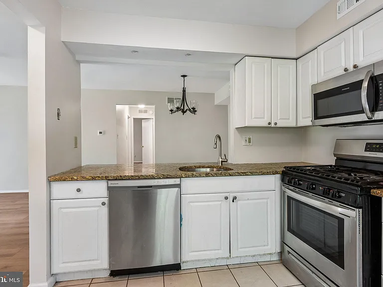 203 Sedgefield Dr #A — Photo 5