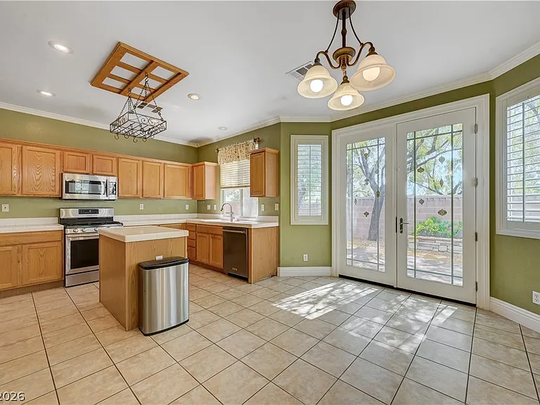3412 Mountain Park St — Photo 12
