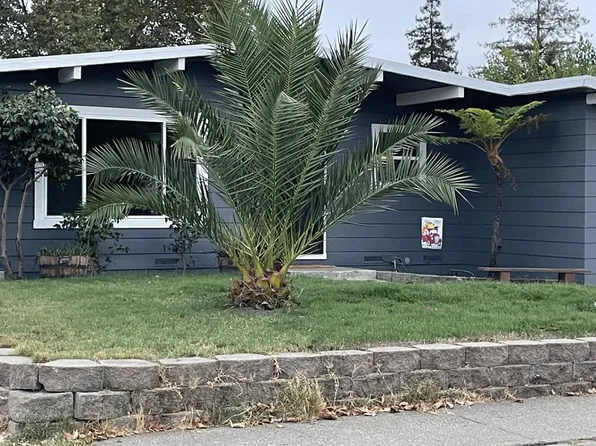 728 Southwood Drive, Santa Rosa, CA 95407