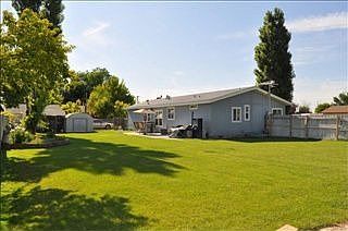 1st image of 3034 Vickie Ln
