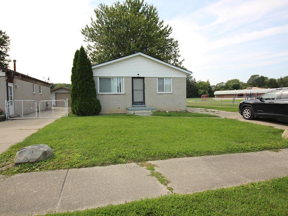1st image of 35515 Kirby St