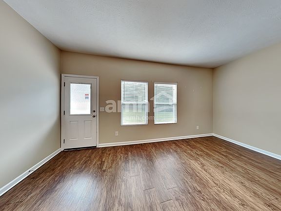 5th image of 381 Owl Dr