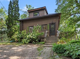 2067 Riverbank Ave NE, Grand Rapids, MI 49525