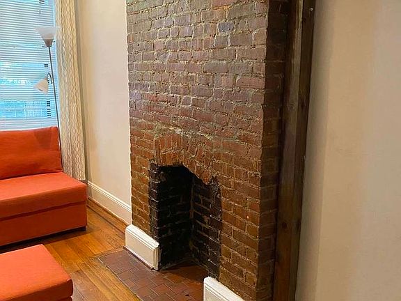 2nd image of 337 E 85th St APT 1