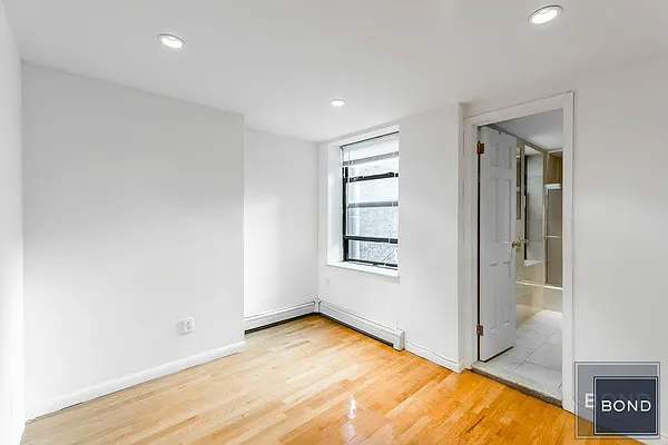 Rented by Bond New York | media 30