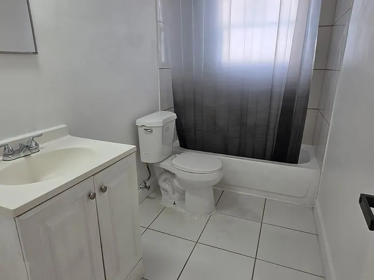 1849 Sherman St #1 — Photo 18