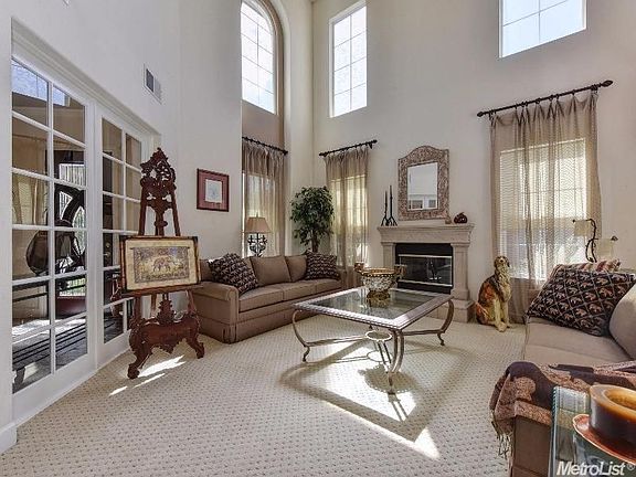 2nd image of 123 Gage Ct