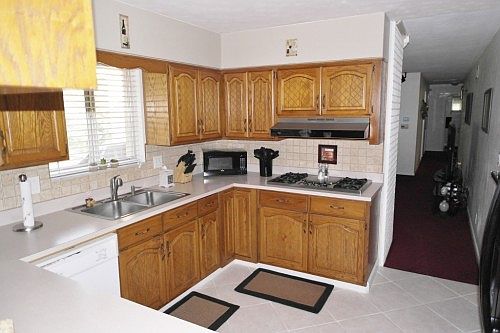 2nd image of 7200 Barr Cir