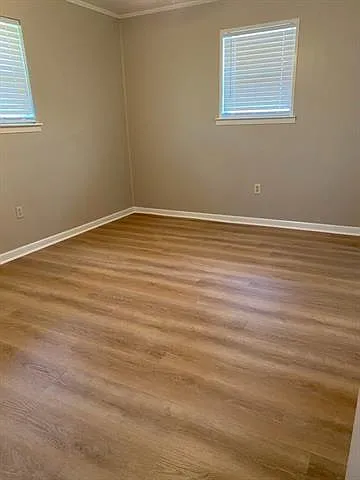 1029 Joyce St — Photo 10