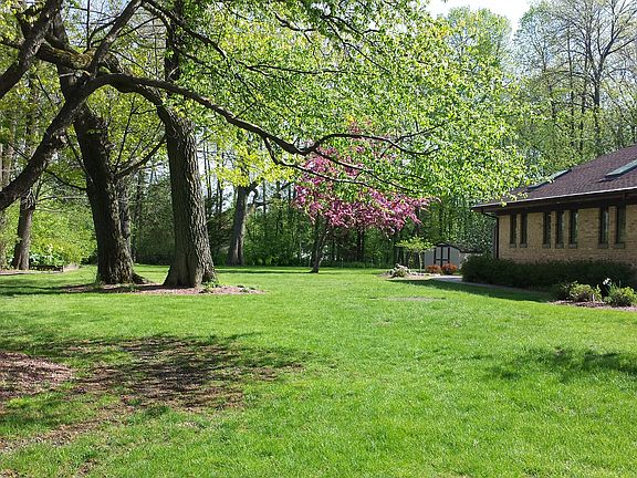 Side Yard to Back Yard