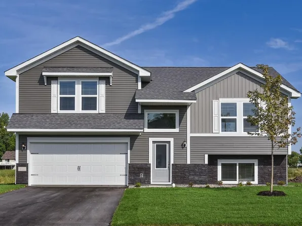10135 Twin Lakes Pkwy NW, Elk River, MN 55330