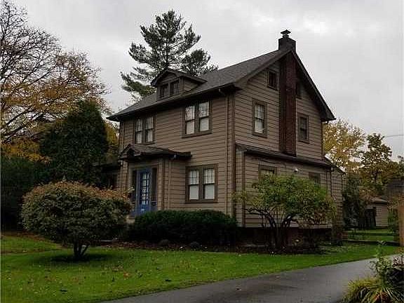 2nd image of 3498 Fairmount Blvd