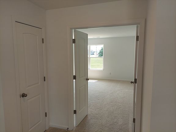 5th image of 4628 Amberwoods Ct