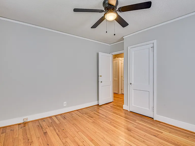 2066 Greene St — Photo 6