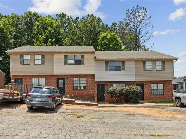 3767 Oakwood Hills Dr, Oakwood, GA 30566